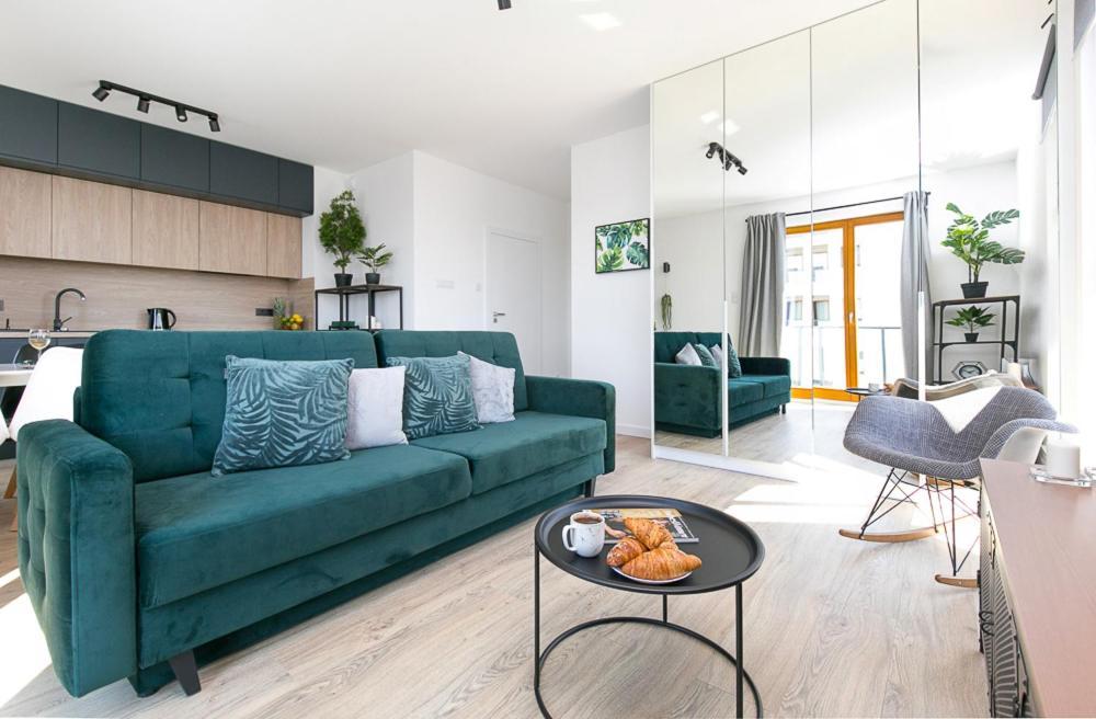 Apartamento Apartament Black Zajezdnia Wrzeszcz Gdansk Exterior foto